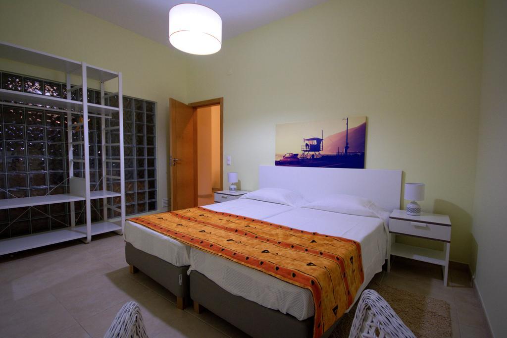 Apartamentos Plaza - אלבופיירה חדר תמונה